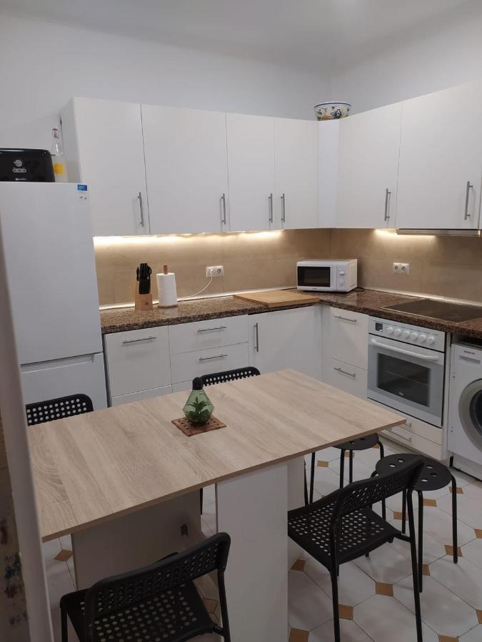 גיחון Amplio Apartamento Con Dos Patios מראה חיצוני תמונה