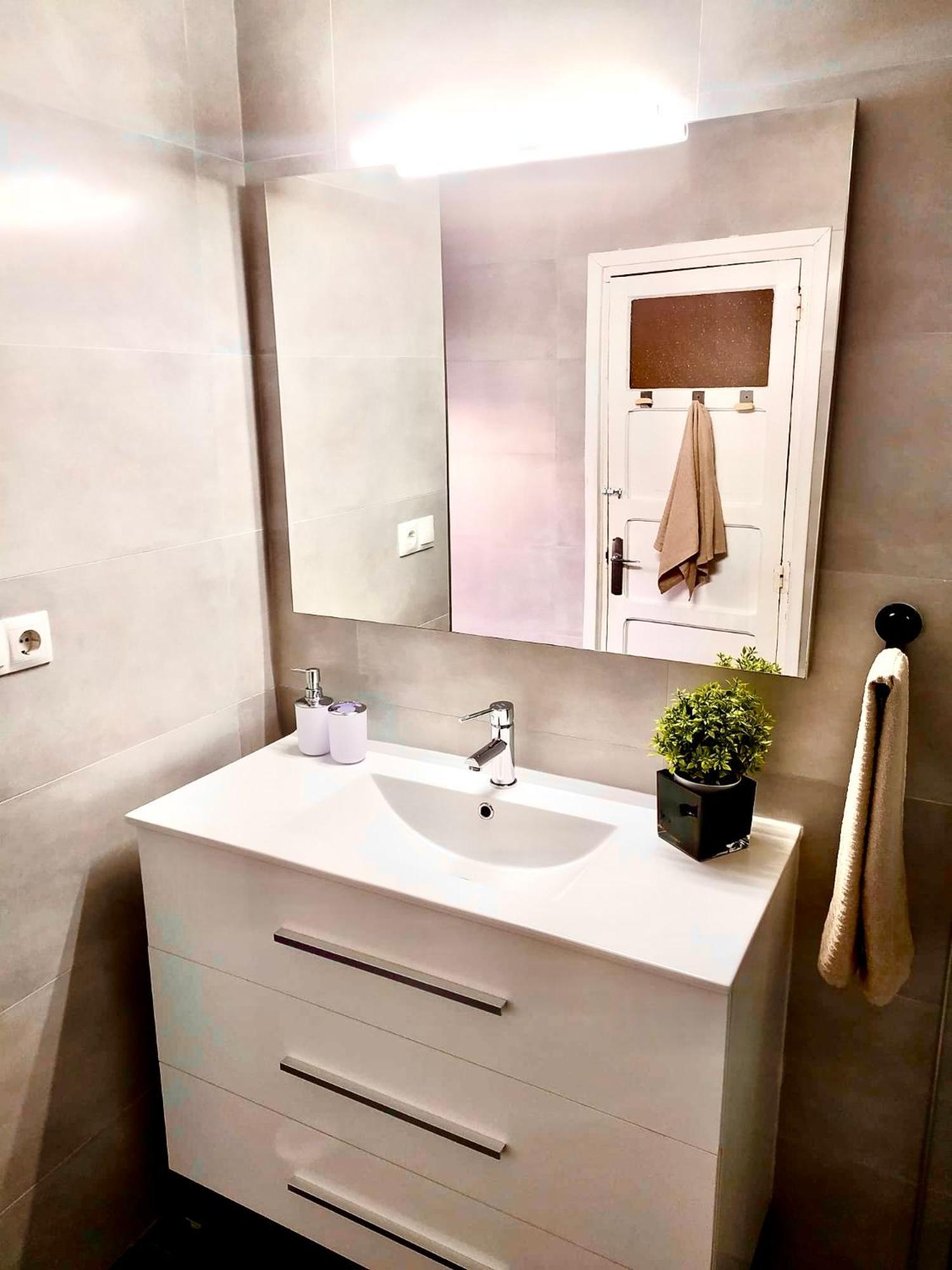 גיחון Amplio Apartamento Con Dos Patios מראה חיצוני תמונה