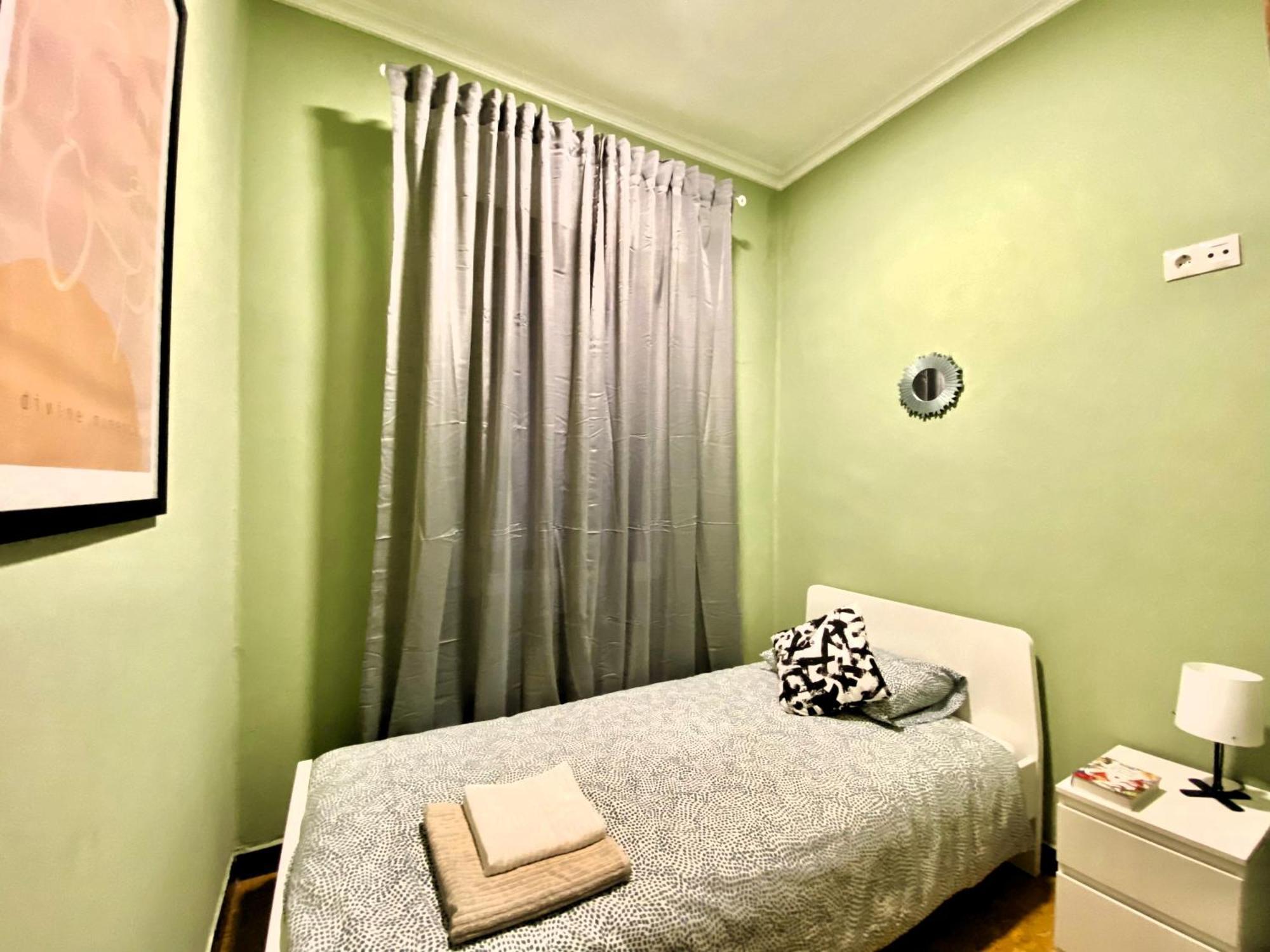 גיחון Amplio Apartamento Con Dos Patios מראה חיצוני תמונה