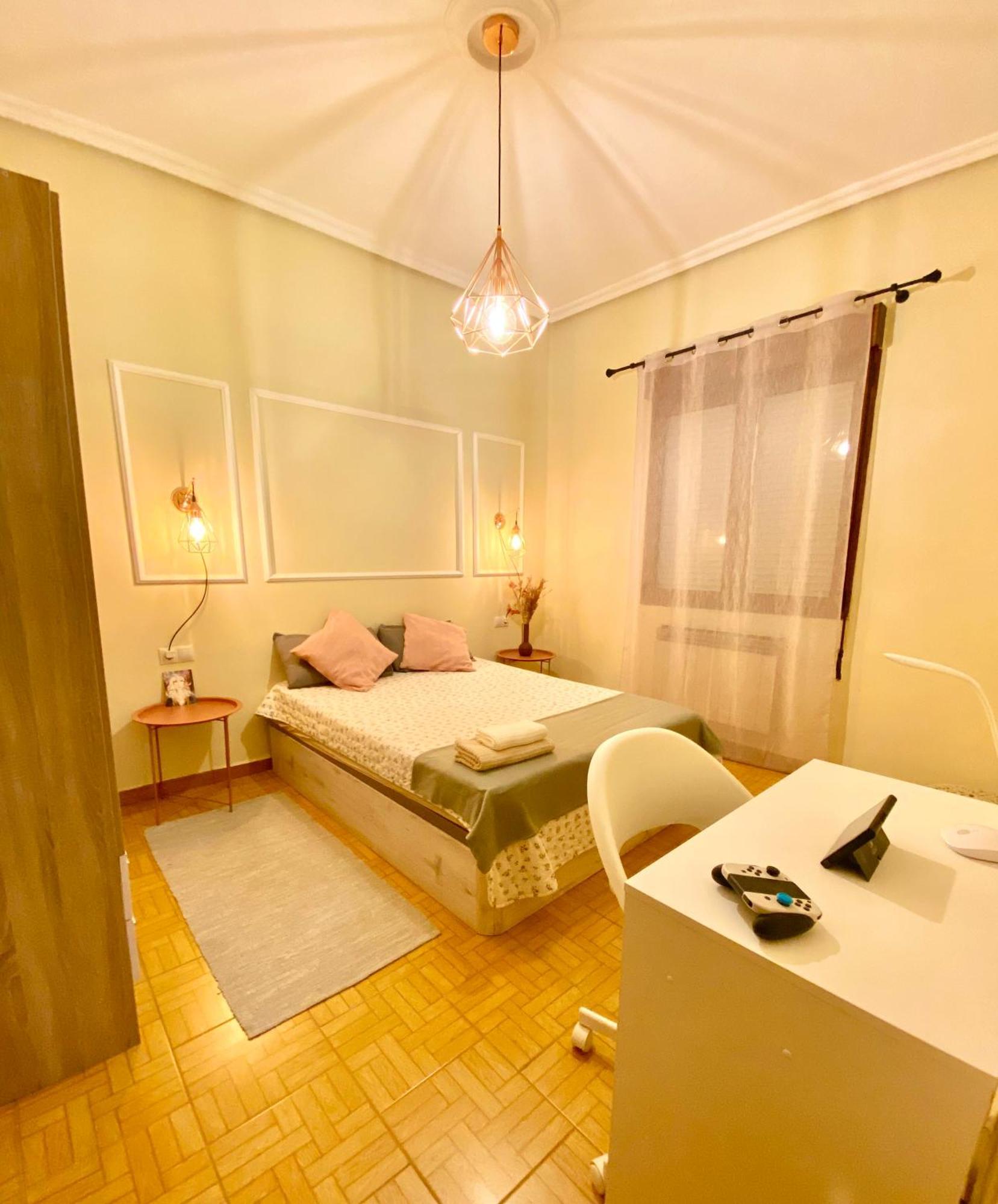 גיחון Amplio Apartamento Con Dos Patios מראה חיצוני תמונה