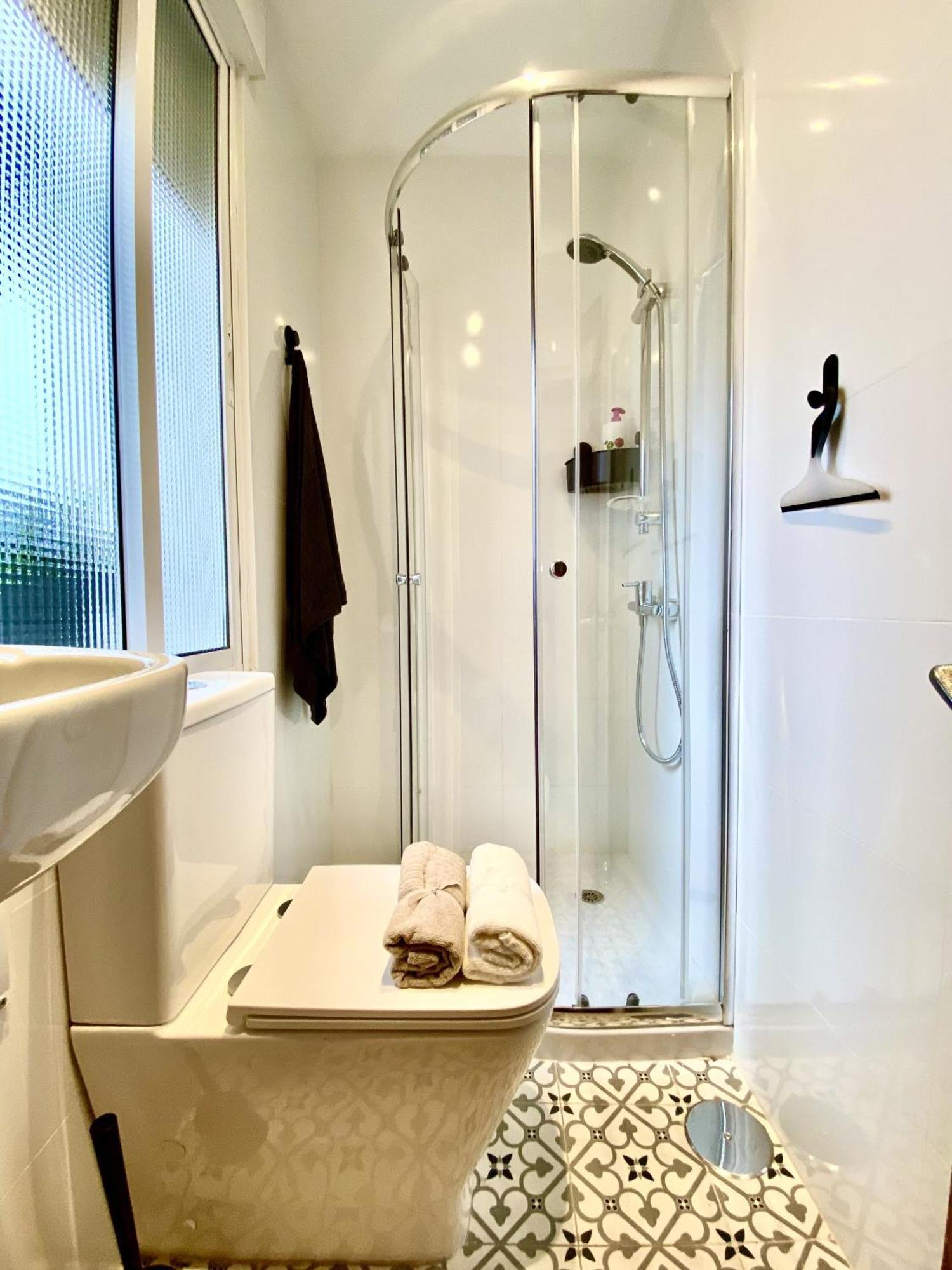 גיחון Amplio Apartamento Con Dos Patios מראה חיצוני תמונה